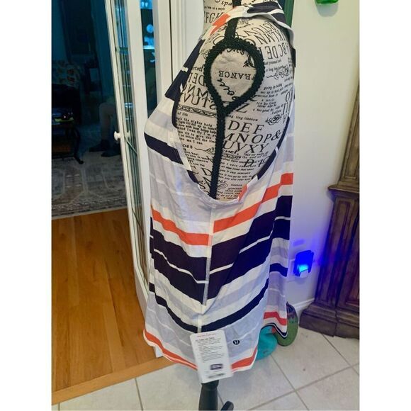 Lululemon All Tied Up Tank Top Split Back Women's NWT - Picture 9 of 10